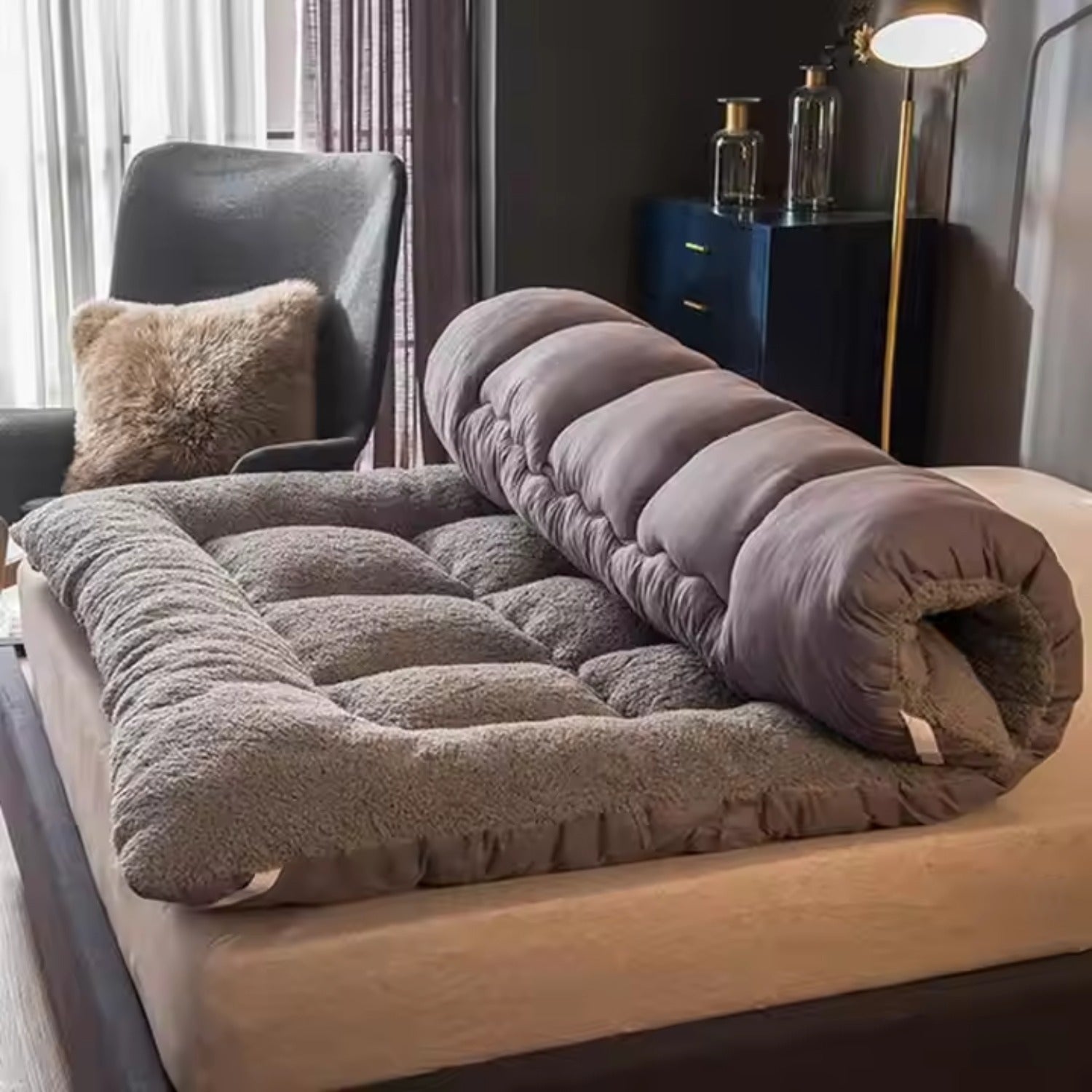 SWTMERRY Roll-Up Mattress Topper - 1000gsm Soft Breathable Tatami Mat Sleeping Pad, Foldable & Portable for Bed, Sofa, Camping, Guest Bedding - Machine Washable Grey Luxury Sleeping Pad, Foldable Mattress, Luxury Comfort, Easycare Material