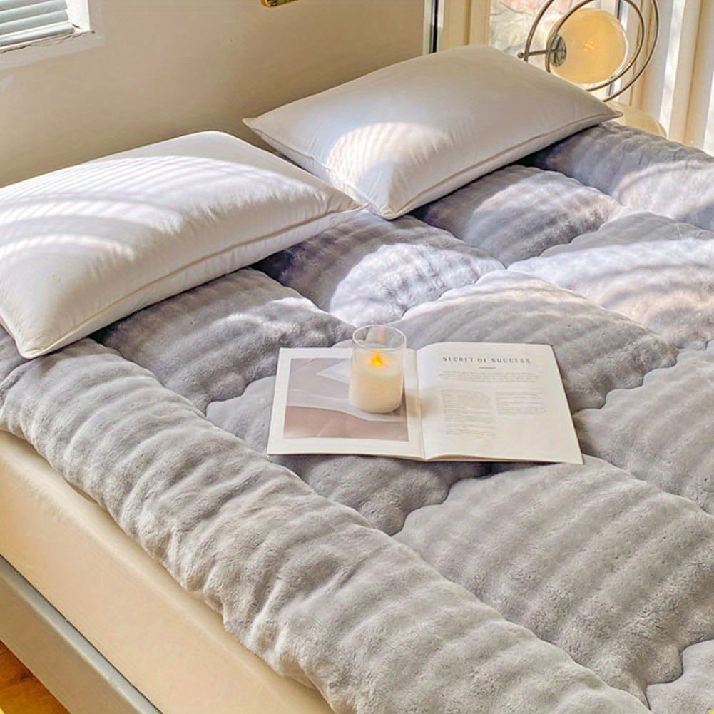 OASKYS Japanese Floor Mattress - Super Soft Velvet Foldable Roll-Up Tatami Mat, Thickened Comfortable Sleeping Pad for Dorm, Machine Washable, White & Gray Design, Dorm Room Bedding, Cozy Bedding, Highquality Bedding, OASKYS